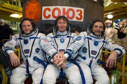 Expedition 43 Preflight (201503150011HQ).jpg