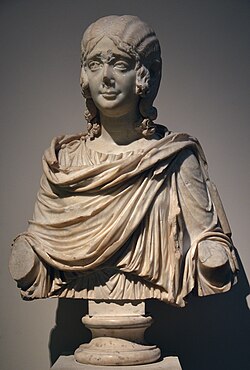 Marble portrait of a young girl wearing a wig, about 120-230 AD, British Museum (22810105149).jpg