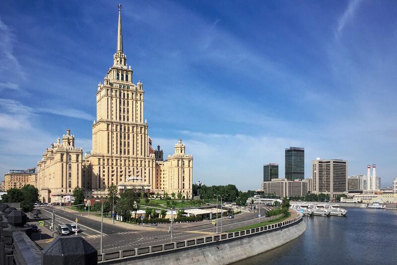 File:Moscow, Hotel Ukraina (30585861673).jpg