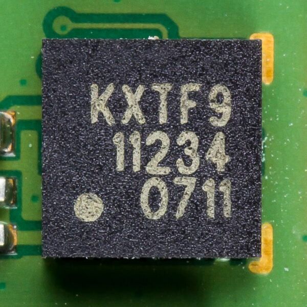 File:Motorola Xoom - Kionix KXTF9-1171.jpg