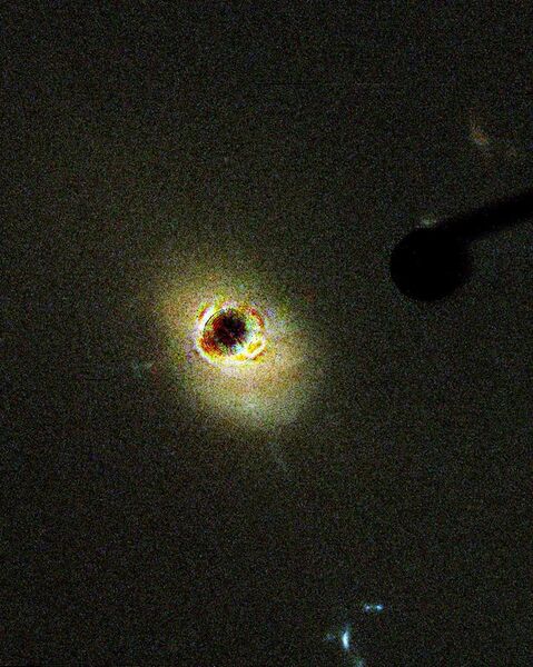 File:Quasar 3C 273.jpg