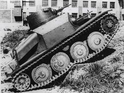 R-1 Romanian tank 1.jpg