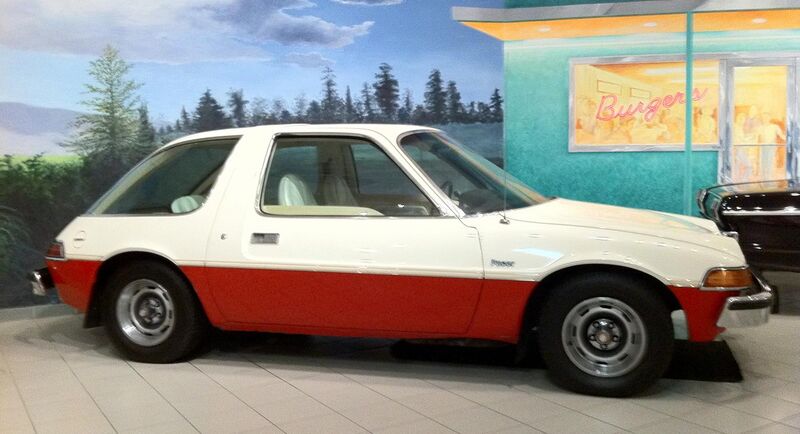 File:1975 AACA AMC Pacer X red-white sideR.jpg