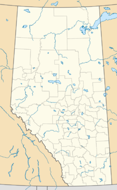 Dinosaur Provincial Park is located in Alberta