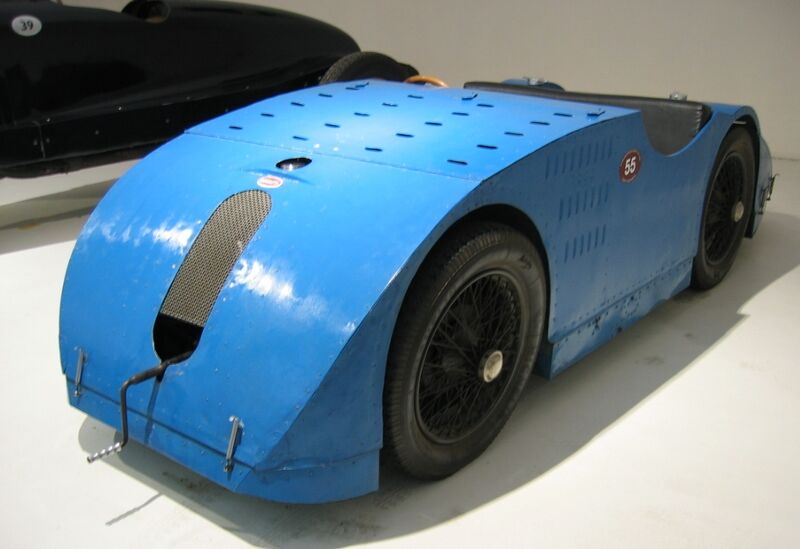 File:Bugatti Type 32 Tank.jpg