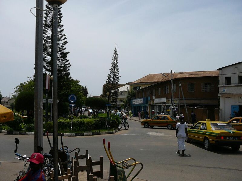 File:Gambia Banjul 0012.jpg
