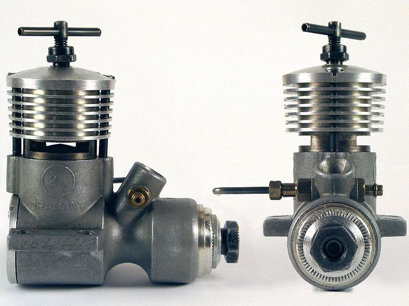 File:Miniature two-stroke diesel engine 1960.JPG