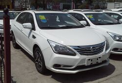 BYD G5 China 2015-04-21.jpg