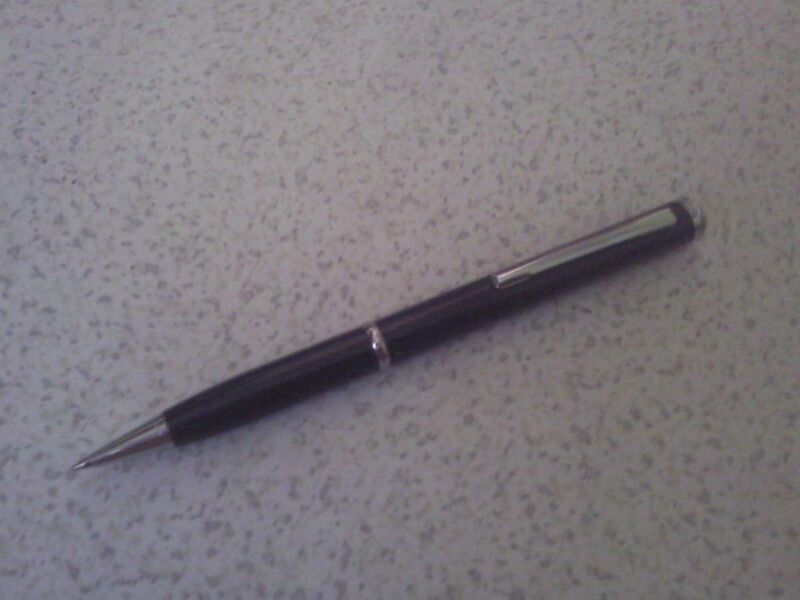 File:Ballpoint pen knife.jpg