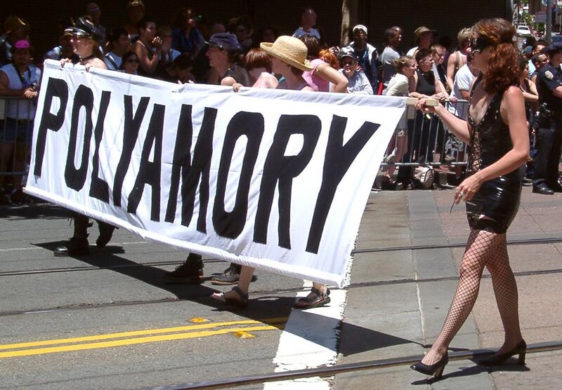 File:Polyamory pride in San Francisco 2004.jpg