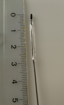 Tip of a dilatation catheter with balloon.