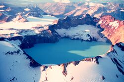 Katmai Crater 1980.jpg