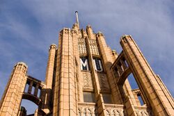 Manchester Unity Building spire.jpg