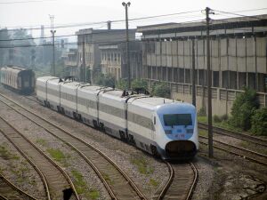 Xianfeng High Speed Train.jpg