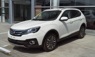 GAC Trumpchi GS5 Super 02 China 2015-04-13.jpg