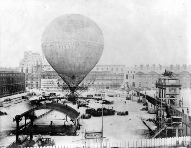 File:Henri Giffard's grand balloon before ascent, Tuileries, Paris, 1878.jpg
