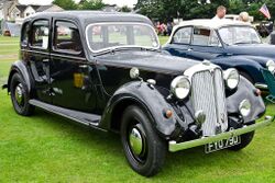 Rover 14 6-Light Saloon (1939) (7826954894).jpg