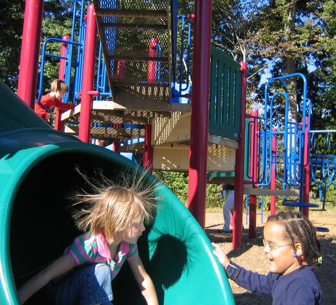 File:Static on the playground (48616367).jpg