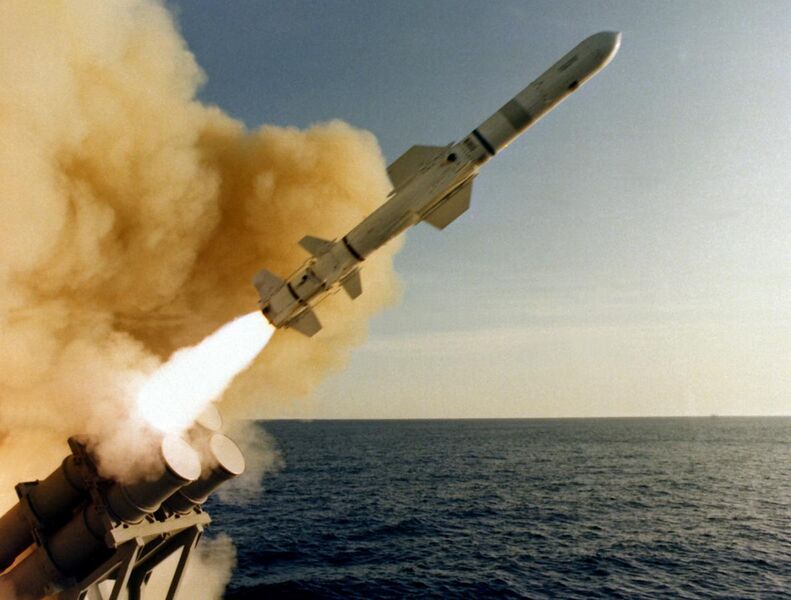 File:AGM-84 Harpoon launched from USS Leahy (CG-16).jpg