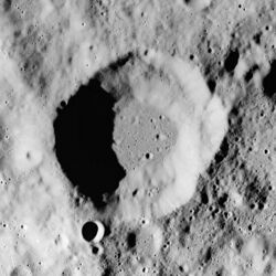 Stein crater AS16-M-0016.jpg