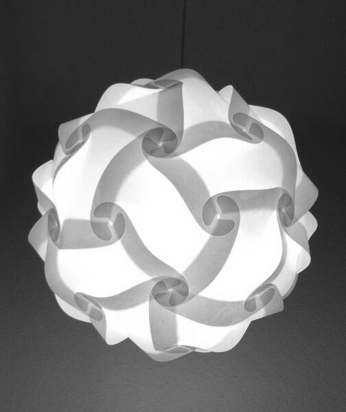File:IQ-light. Design by Holger Strøm.jpg