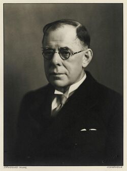 Photographic Portrait of Alfred E. Taylor.jpg