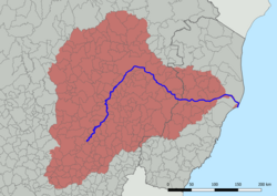 Bacia do rio Doce com municípios.png