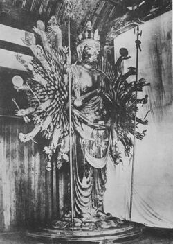 Thousand armed Kannon Tosyodaiji.JPG