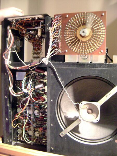 File:Wurlitzer Sideman drum machine (inside).jpg