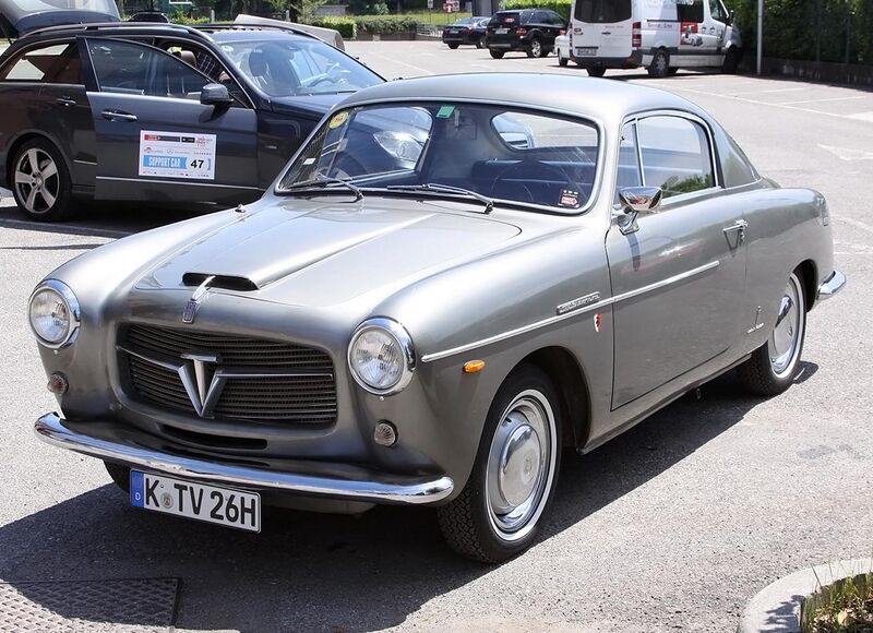 File:1954 Fiat 1100 TV Pininfarina, front left.jpg