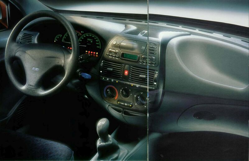 File:1995 Fiat Brava Dashboard.jpg