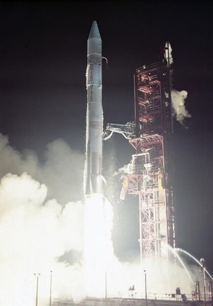 File:Atlas-Centaur launch with Mariner 10.jpg