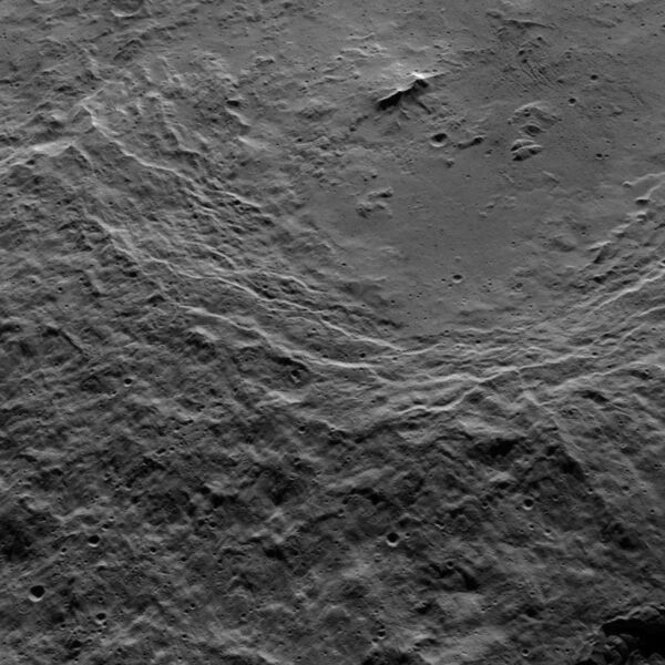 File:PIA20134-Ceres-DwarfPlanet-Dawn-3rdMapOrbit-HAMO-image71-20151015.jpg