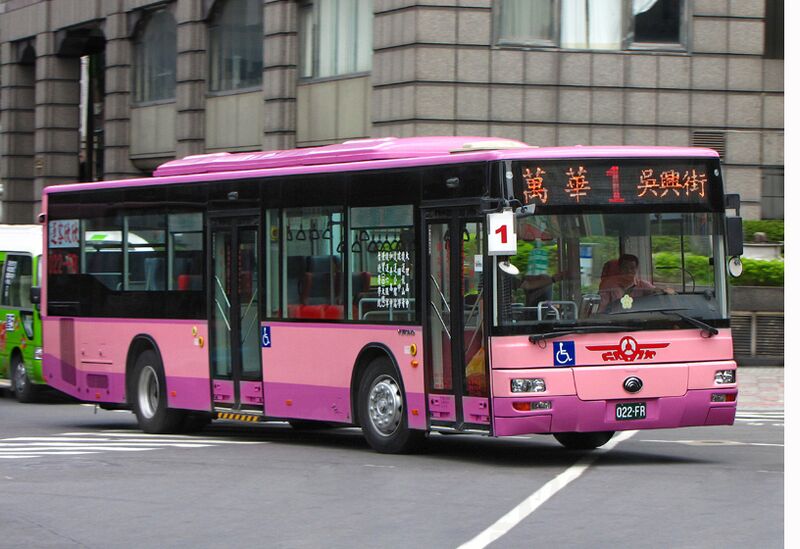 File:Shin-Shin Bus 022-FR 20110308.jpg