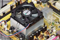 AMD heatsink and fan.jpg