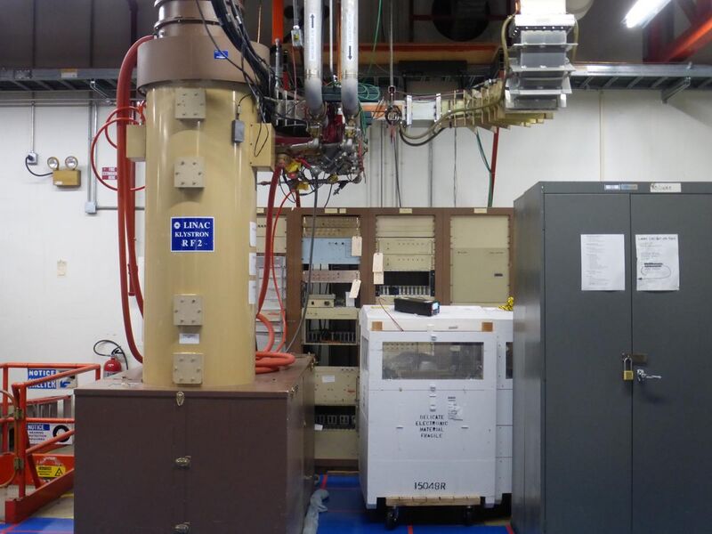 File:A 12 MW klystron at Fermilab.jpg