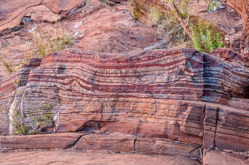 File:Banded iron formation Dales Gorge.jpg