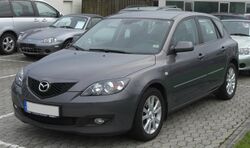 Mazda 3 Facelift front.JPG