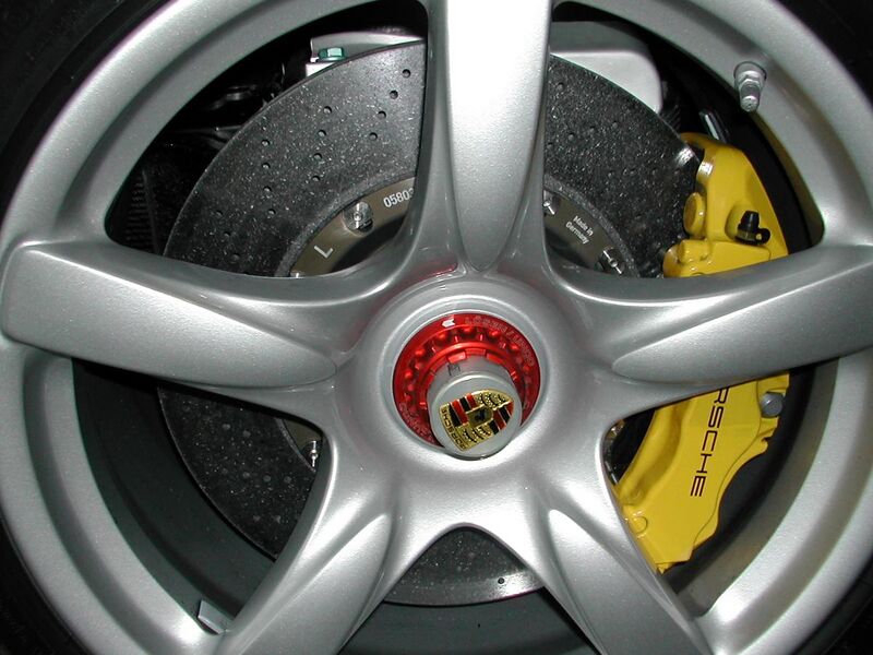 File:PCCB Brake Carrera GT.jpg