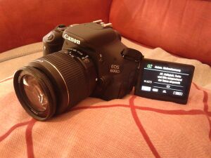Canon EOS 600D with EF-S 18-55mm.jpg