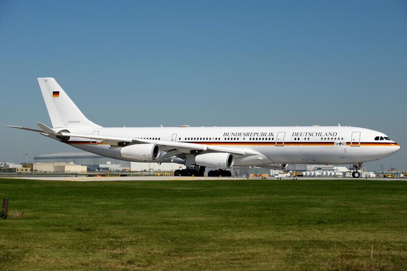 File:German Air Force, Airbus A340-300, 16+01 (15185684358).jpg