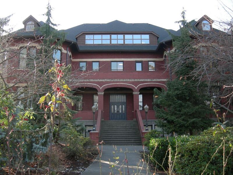 File:Seattle Pacific University Peterson Hall 01.jpg