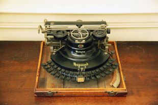 Woodrow Wilson House dyslexia typewriter.jpg