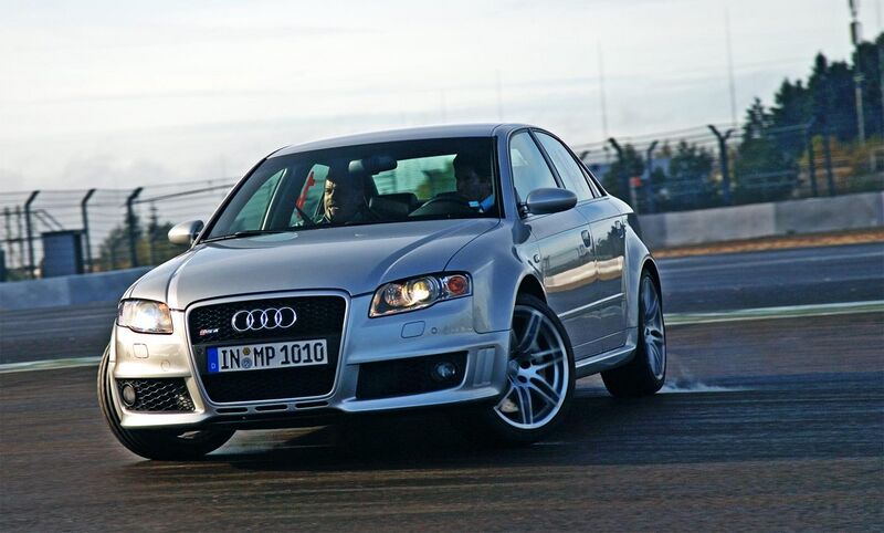 File:Audi rs4.jpg