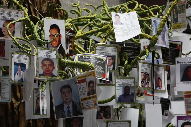 File:Ayotzinapa- visita del mecanismo de seguimiento (36133322213).jpg