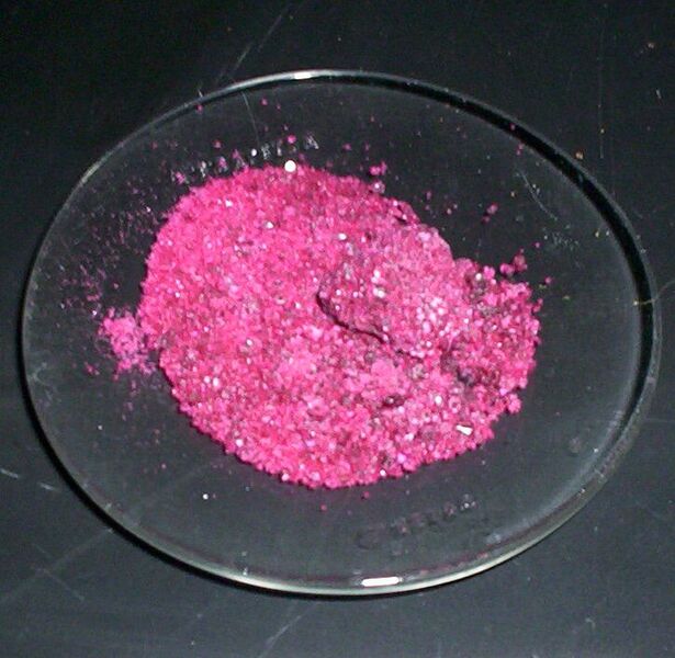 File:Cobalt(II) chloride hexahydrate.jpg