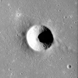 Kuiper crater AS16-P-5441.jpg