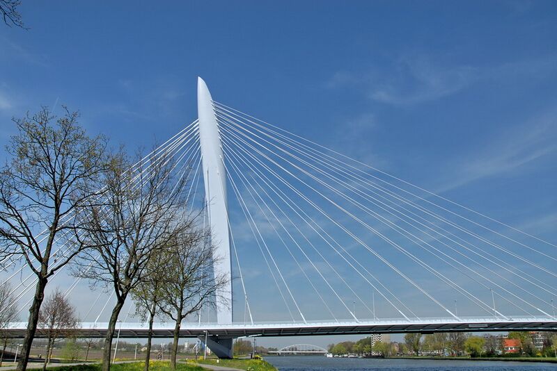 File:Utrecht 'Prins Claus brug'.jpg