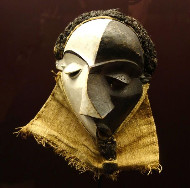 File:Mbangu mask - Central Pende, Southern Bandundu, DRC - Royal Museum for Central Africa - DSC06657.JPG