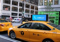 Taxi-top-advertising-led-screen.jpg